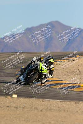 media/Dec-10-2023-SoCal Trackdays (Sun) [[0ce70f5433]]/Turn 12 (2pm)/